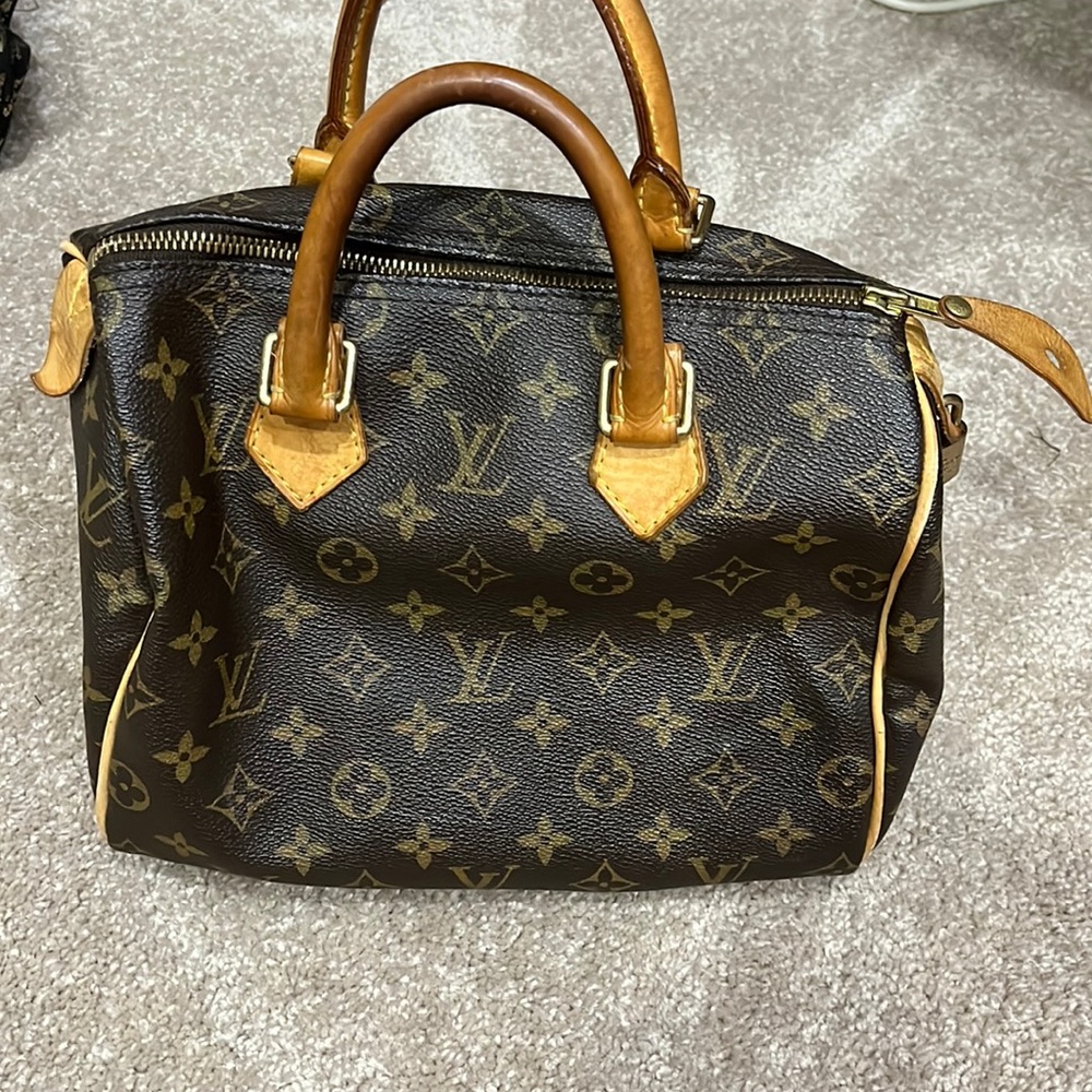 Authentic Louis Vuitton Speedy 2